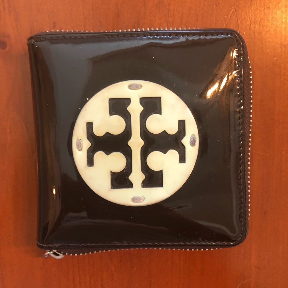 Tory Burch wallet